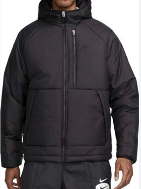 Nike Men’s Black Therma Fit Legacy Hooded Winter Jacket Coat Fleece Lining